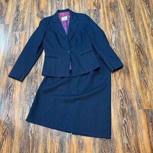 Vintage Plum Tree Navy Pinstripe Wool Blend Skirt Suit Set Size 11/12 Womens